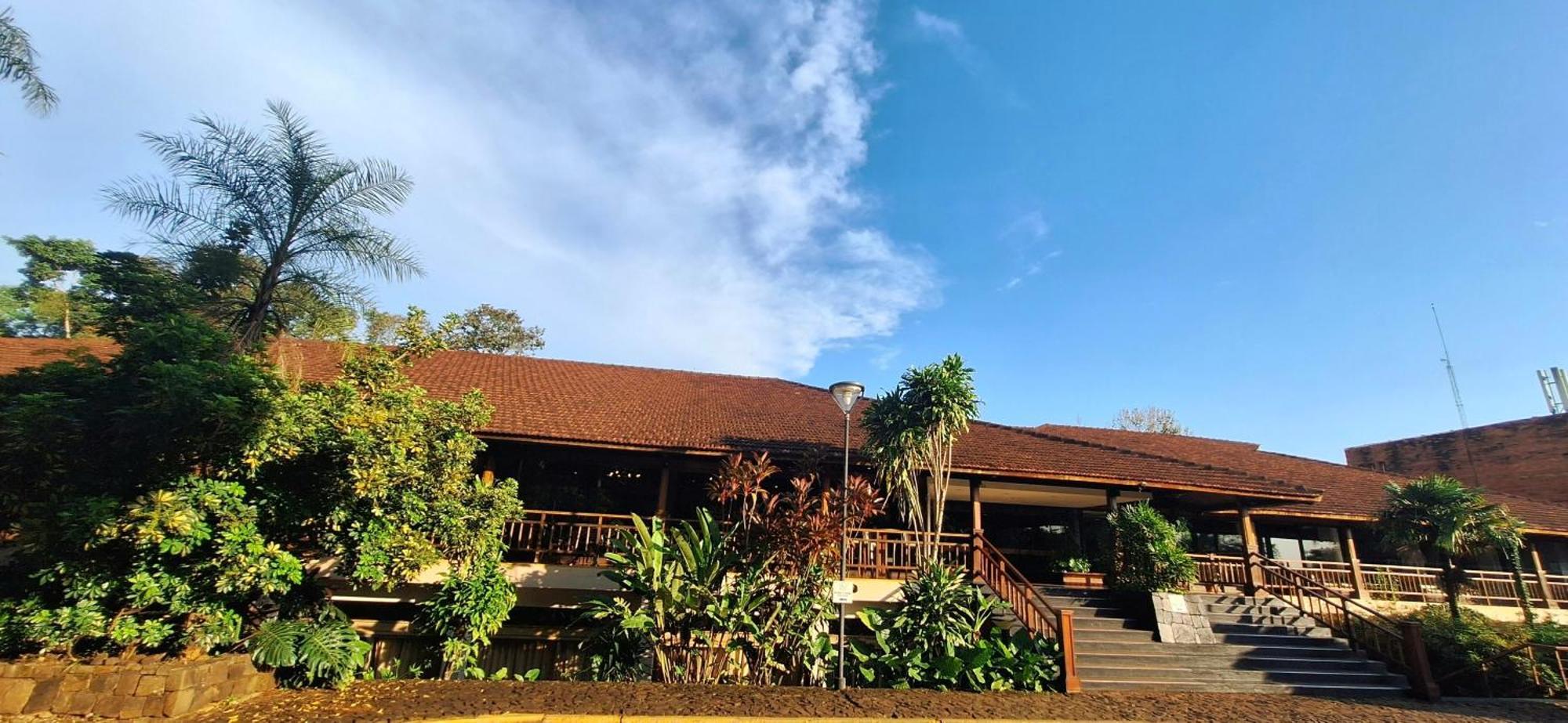 Hotel Raices Esturion Puerto Iguazu Exterior photo