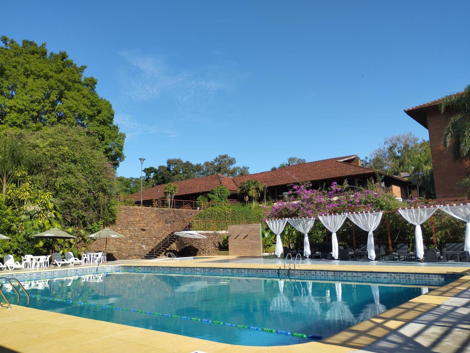 Hotel Raices Esturion Puerto Iguazu Exterior photo