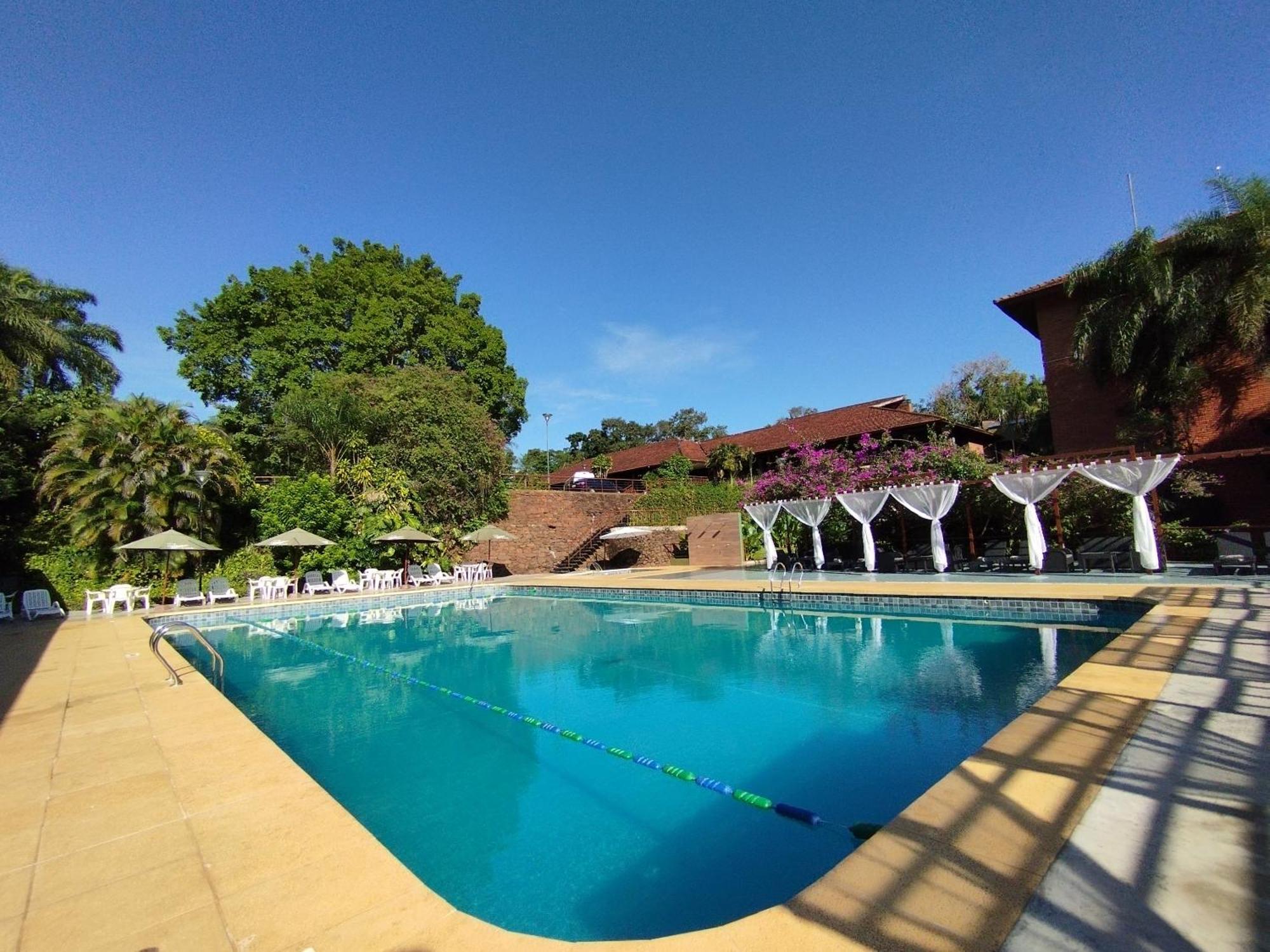 Hotel Raices Esturion Puerto Iguazu Exterior photo